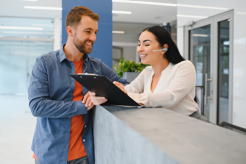 employees discussing salesforce and slack integration 