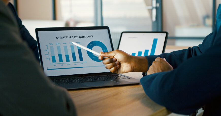 Microsoft Dynamics vs Salesforce in 2025