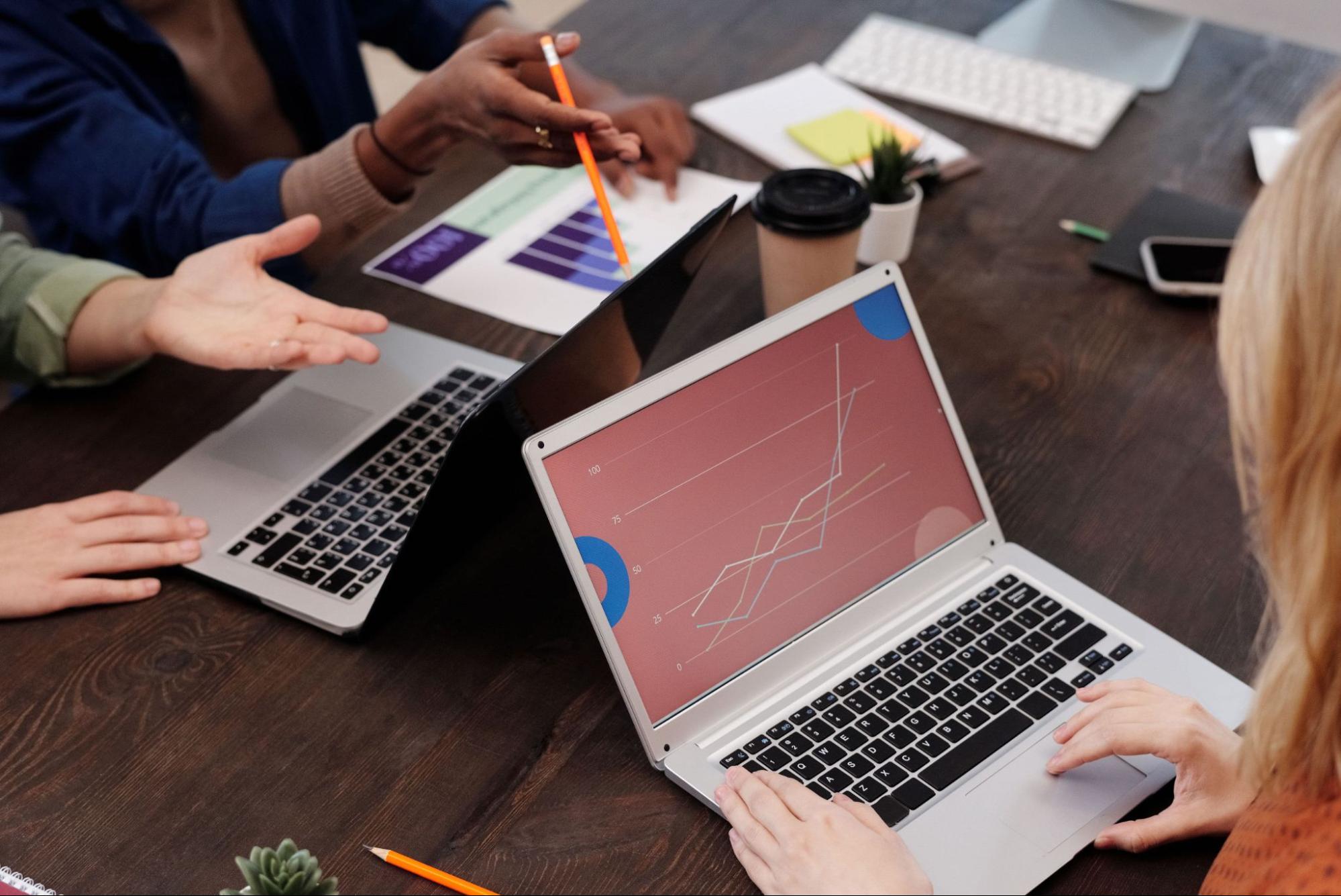 Benefits of Hiring a Dedicated CRM Development Team