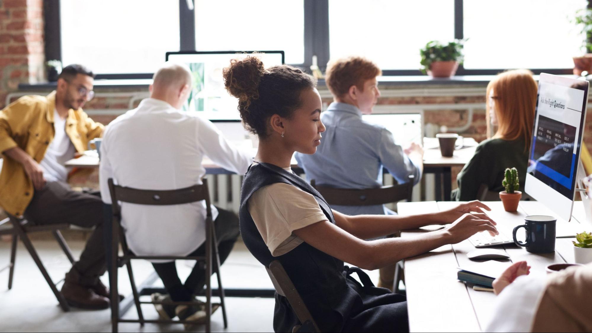 How to Measure ROI After Implementing Salesforce Manufacturing Cloud